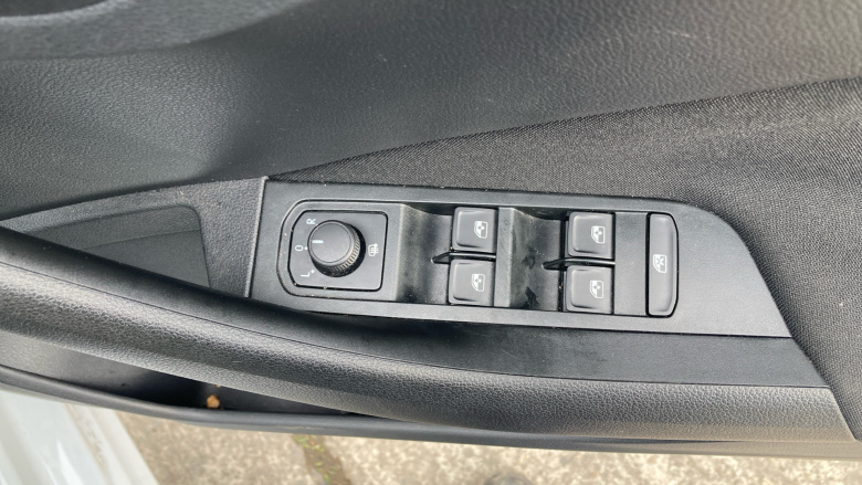 Skoda Kamiq 1.0 TSI 95 SE Edition 5dr Petrol Hatchback